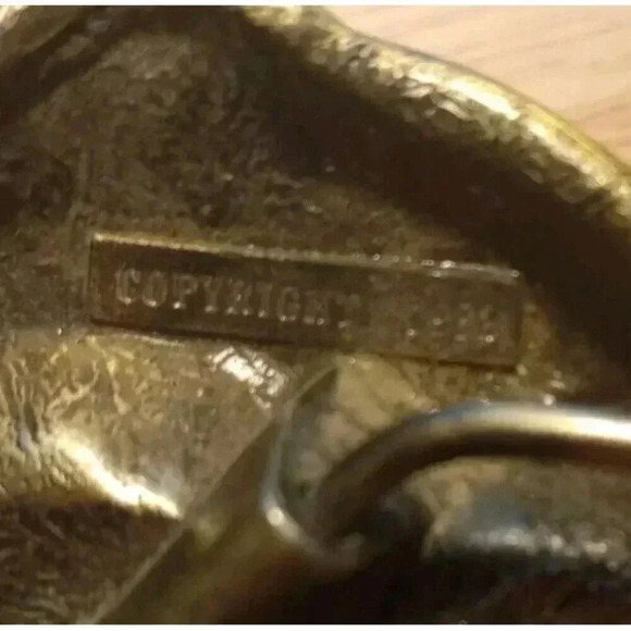 Trout Fish Belt Buckle Great American‎ Buckle Co. Copyright 1982 Serial Num. 533 - Picture 3 of 3